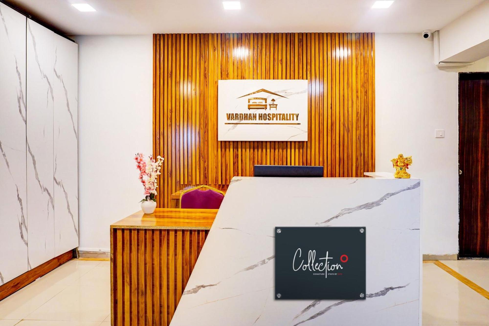 Super Collection O Vardhan Plaza Yerandwane Exterior foto